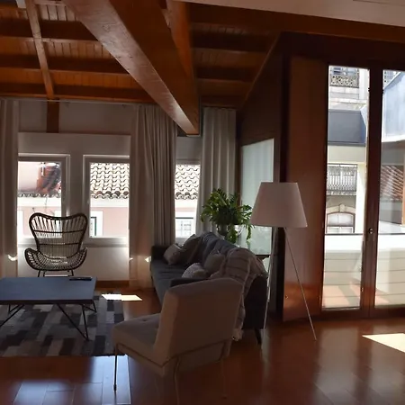 Apartment Architect-designed Loft In A Historic Hilltop Neighborhood *